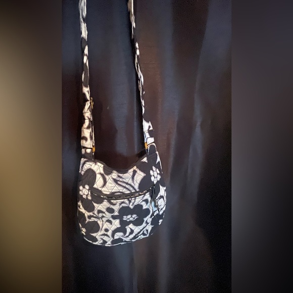 💯💥🎉🎊Vera Bradley Hipster Crossbody bag🥳 - Picture 5 of 16